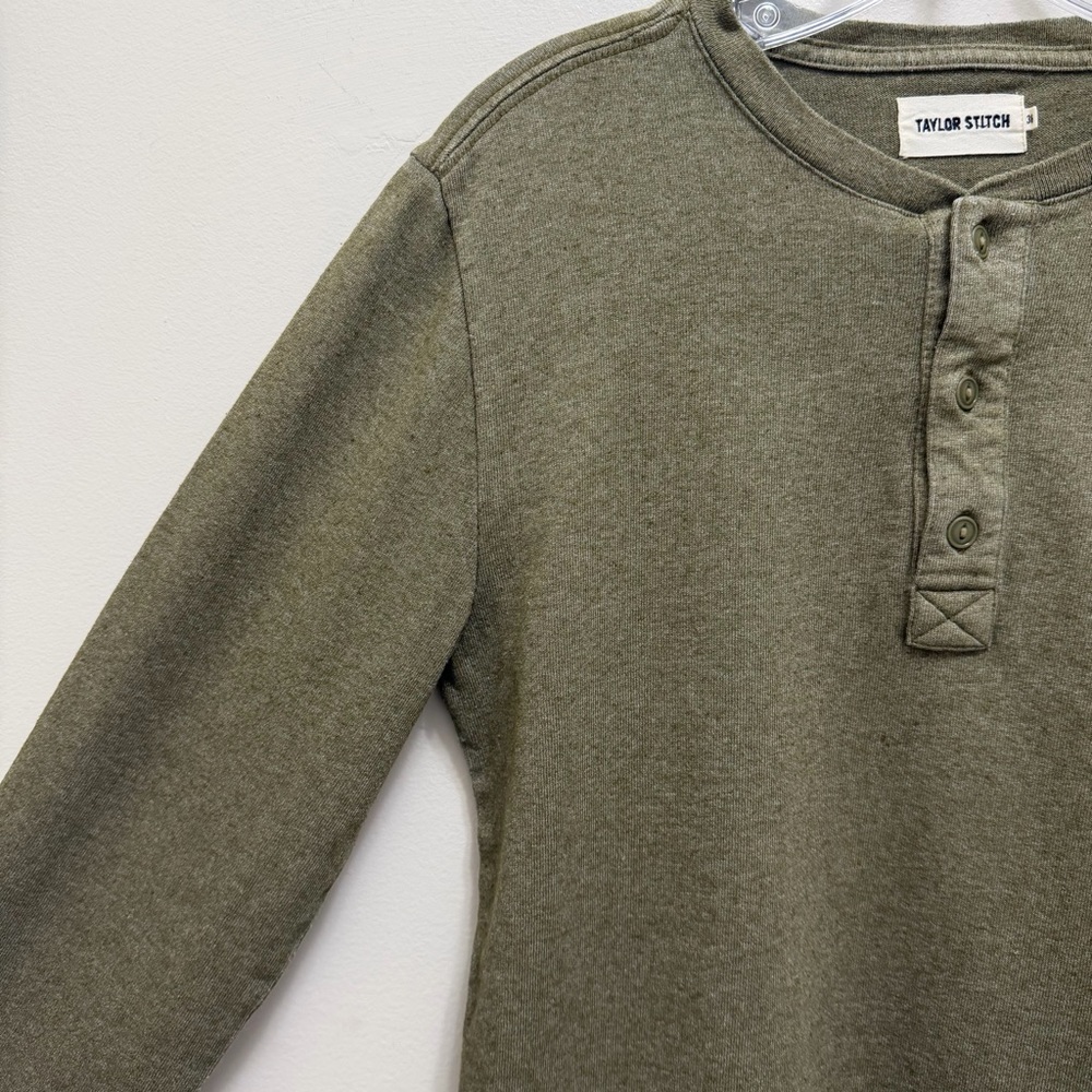 Taylor Stitch The Heavy Bag Henley Shirt Long Sleeve Pullover Olive Army Green - Picture 4 of 8